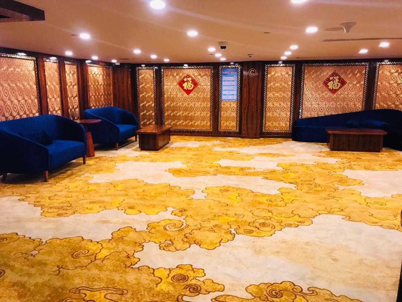 Jwm Hotel And Casino Сиханоуквил Екстериор снимка