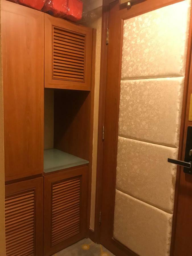 Jwm Hotel And Casino Сиханоуквил Екстериор снимка